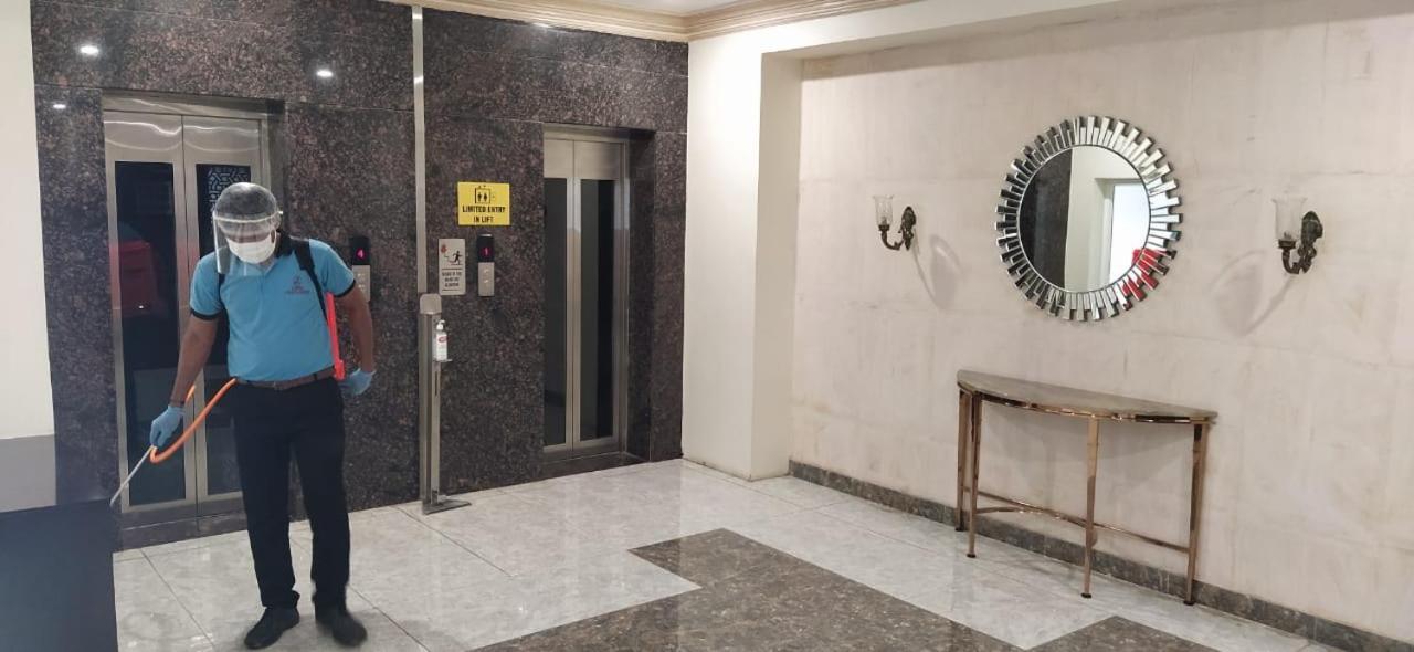 Hotel Grand Gayathri Khammam Ngoại thất bức ảnh